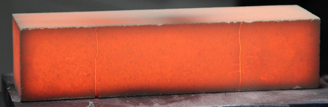 Projekt EnerTHERM - Thermoschock-Versuch an einem Feuerleichtstein Thermoschock-Versuch an einem Feuerleichtstein